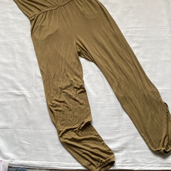 ⭐️NWT Hello Nite Romper⭐️ - Picture 4 of 8